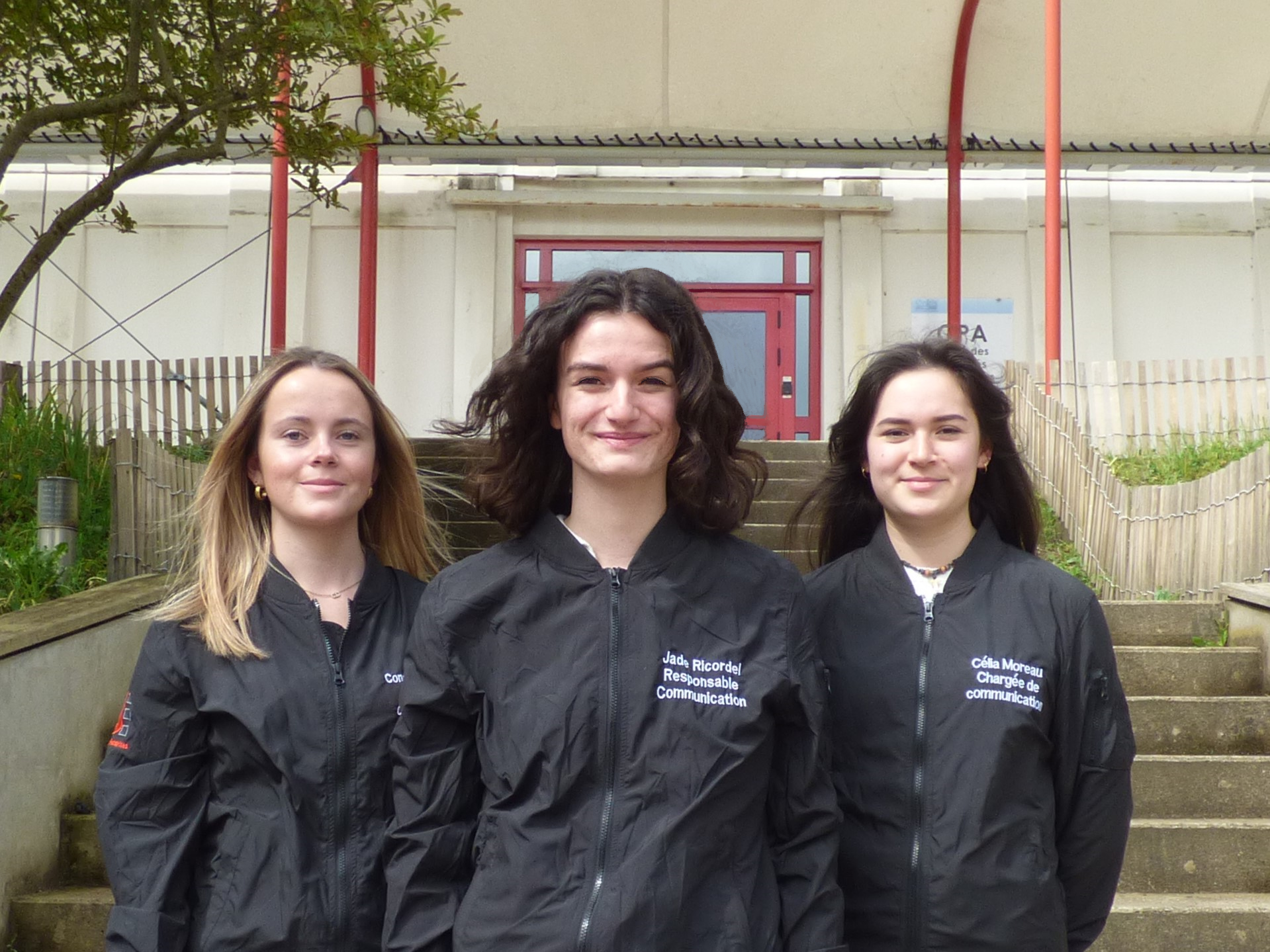 Pôle communication - de g.à.d Constance Cousin (Chargée), Jade Ricordel (Responsable) et Célia Moreau (Chargée)